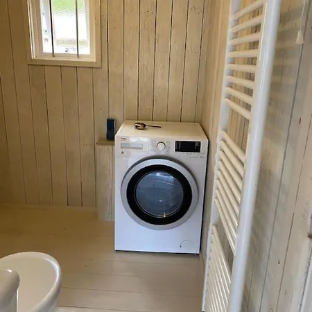 Romantisch Boshuisje Met Jacuzzi Hotel